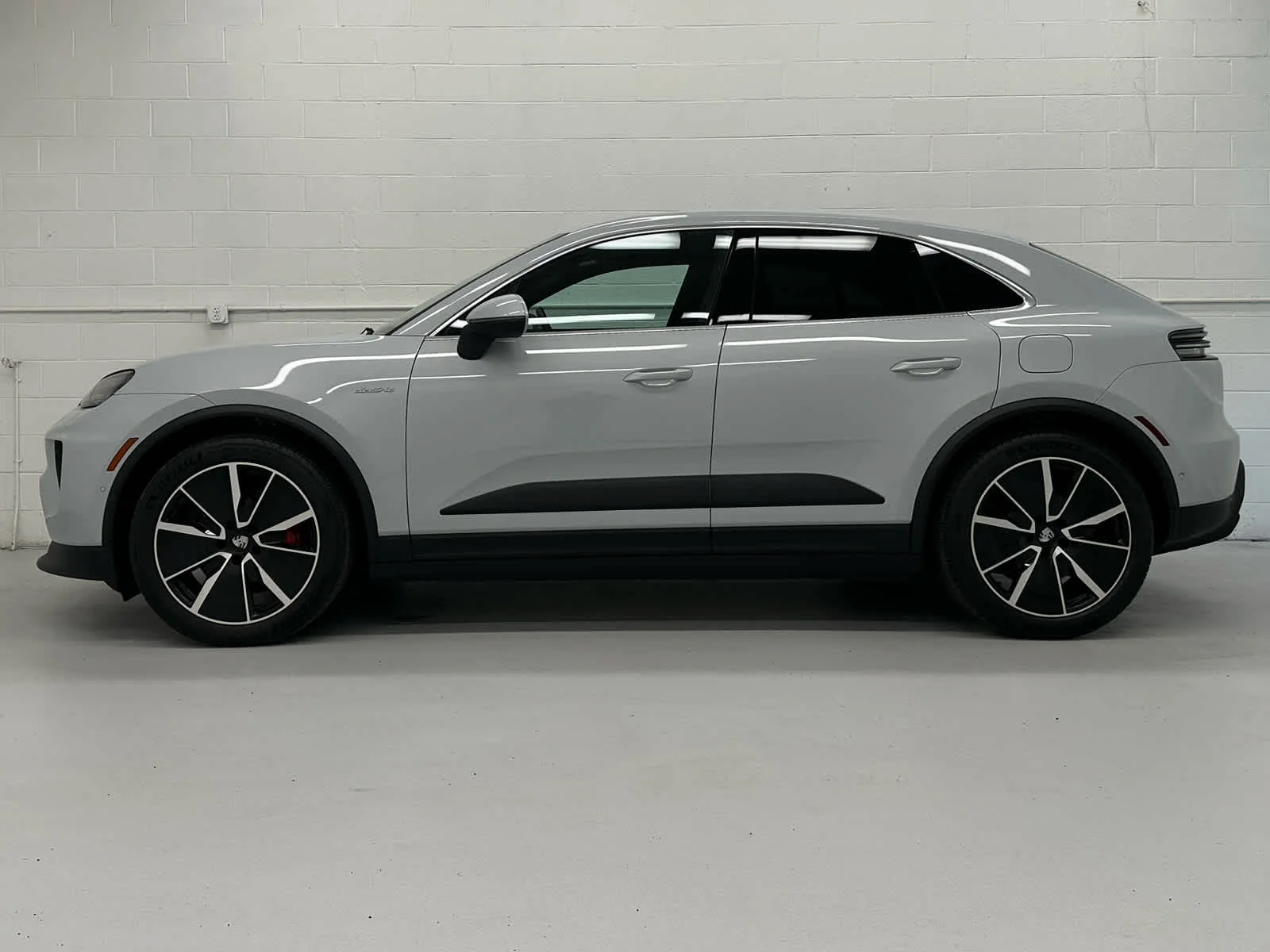 Used 2025 Ice Grey Metallic Porsche Electric 4S image 3