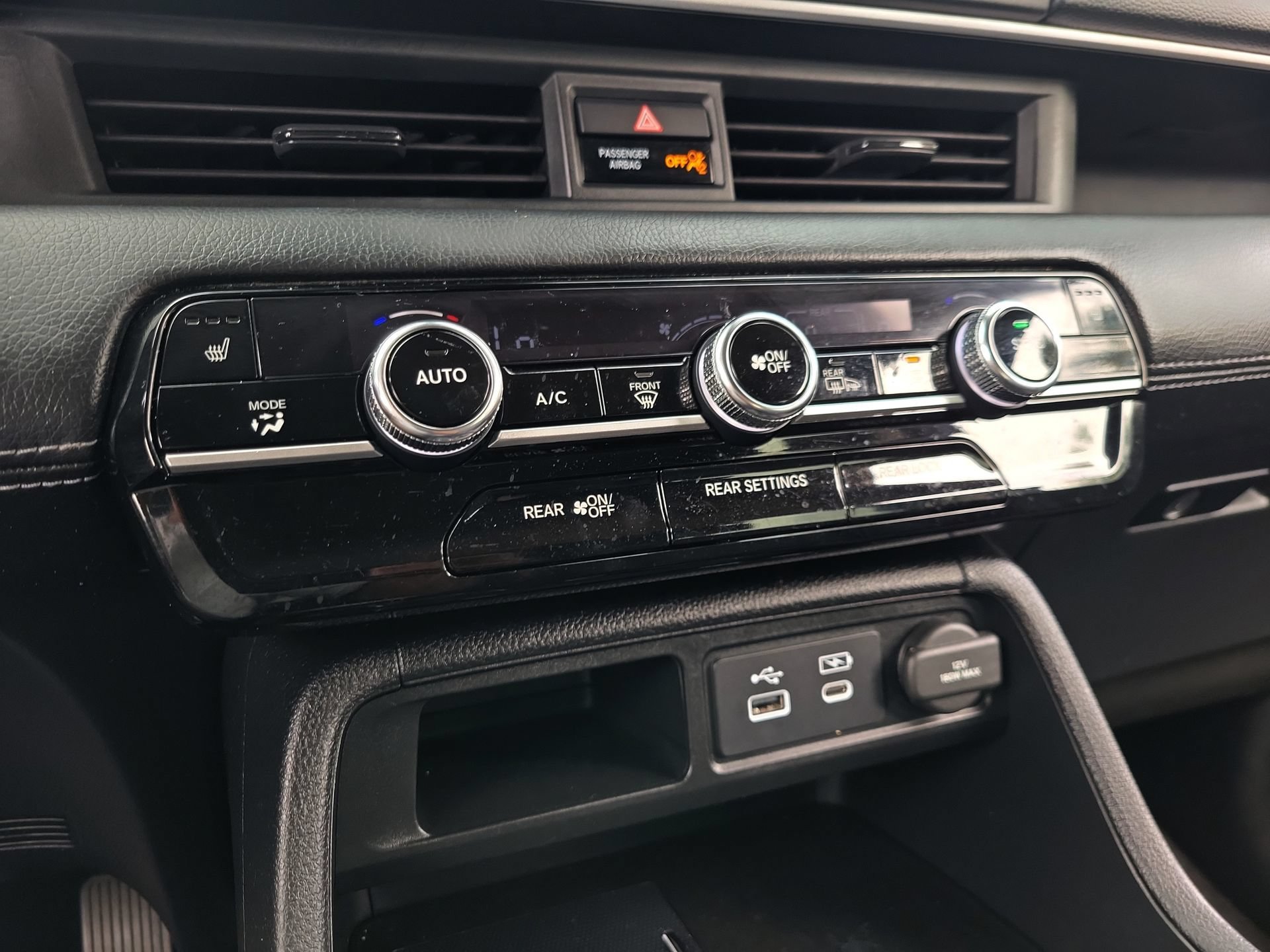 2025 Honda Pilot Touring - Photo 26
