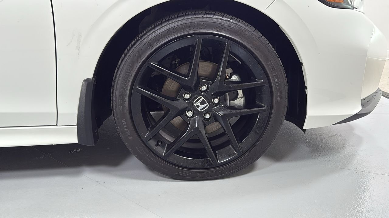Used 2025 White Honda Sport image 21