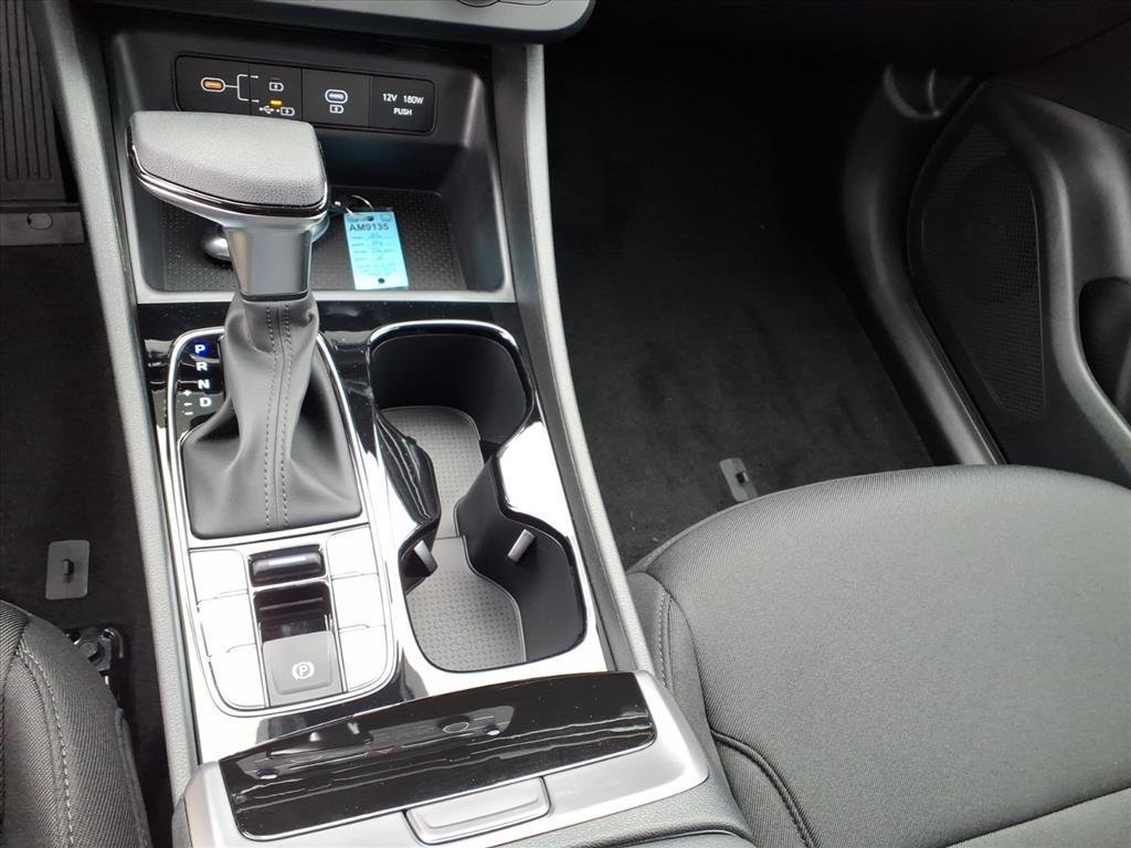 2026 Hyundai Tucson SE - Photo 9