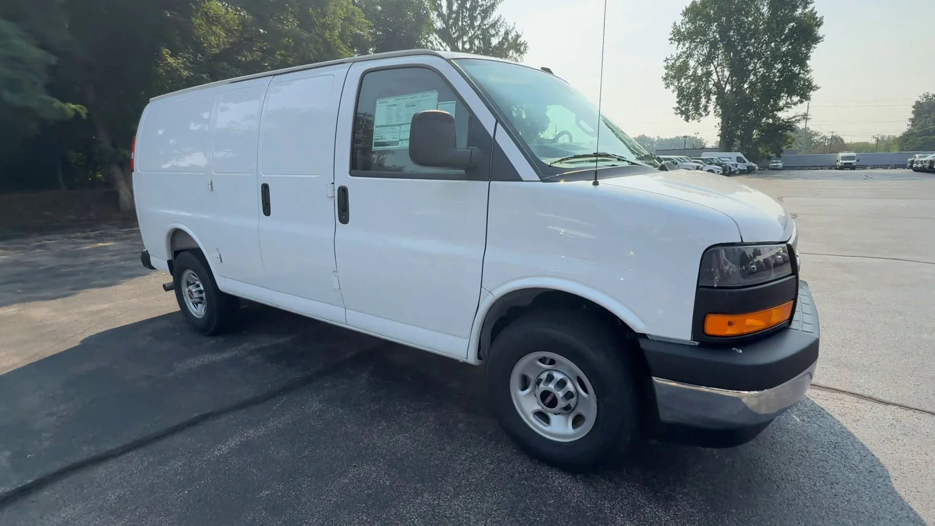 New 2025 Summit White GMC Work Van image 2