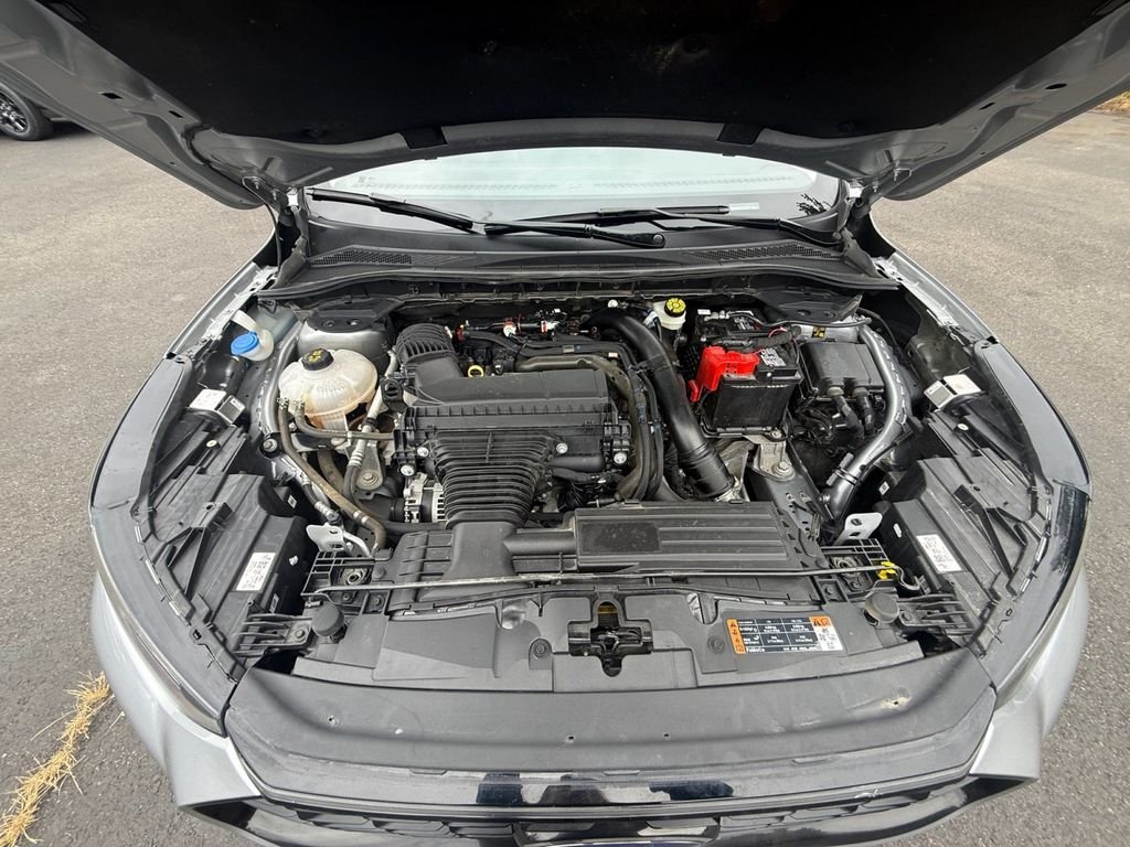 Used 2024 Silver Ford Platinum image 21