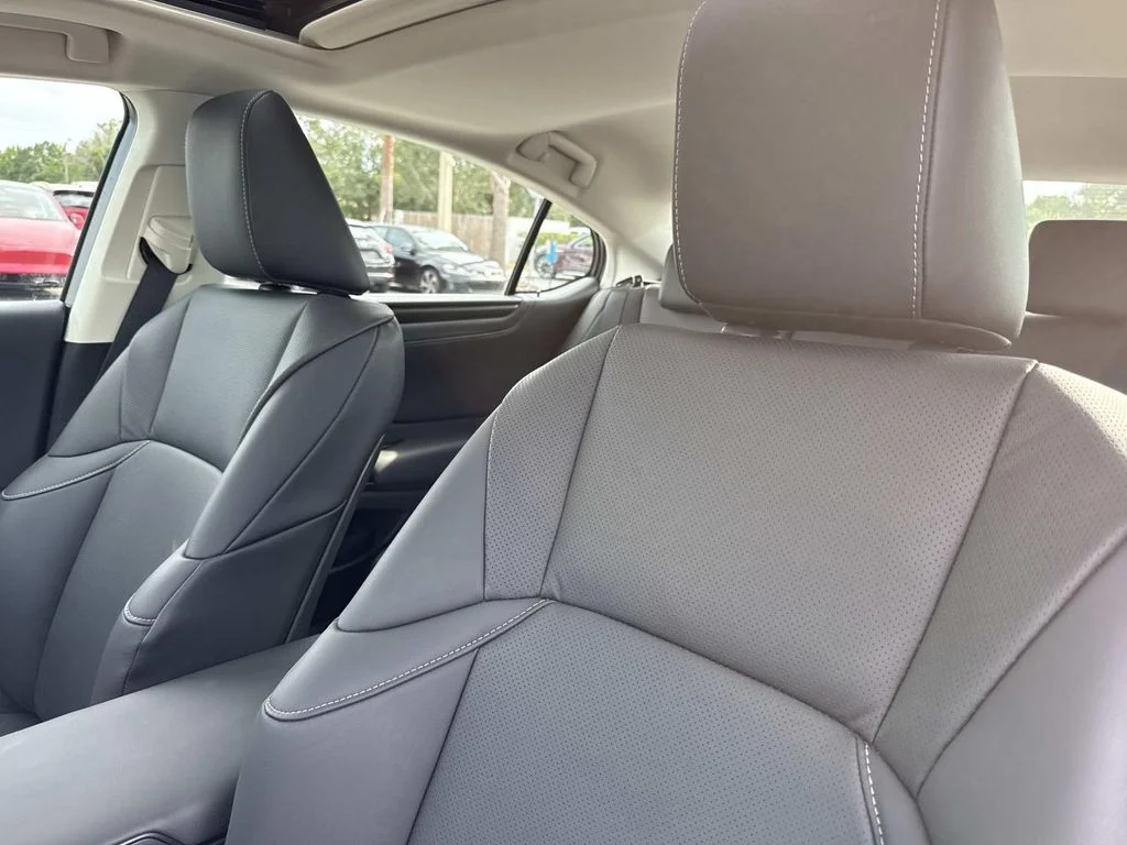 Used 2025 Silver Lexus 350 image 25