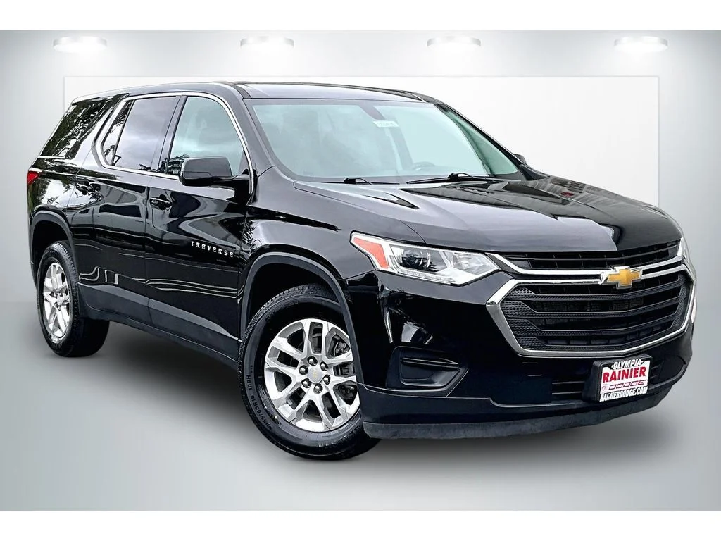 2021 Chevrolet Traverse AWD LS's photo