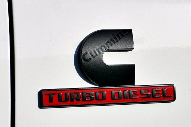 New 2026 Bright White Clear-Coat Exterior Paint RAM Big Horn image 11