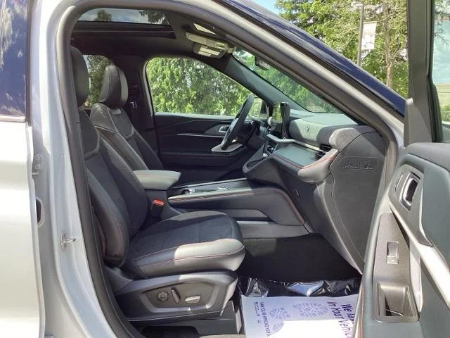 New 2026 Space White Metallic Ford ST image 16