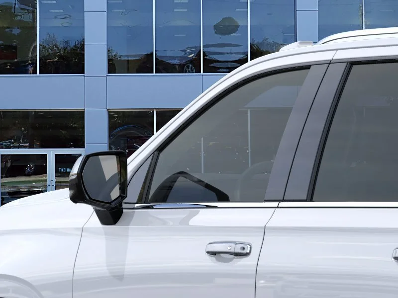 2026 Chevrolet Suburban Premier - Photo 12