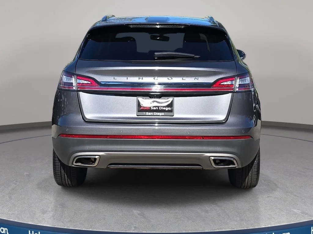 Used 2021 Gray Lincoln Reserve image 7