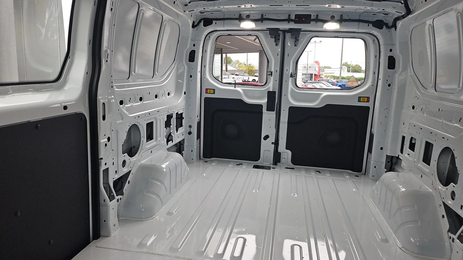 New 2025 Oxford White Ford LR CARGO AWD image 8