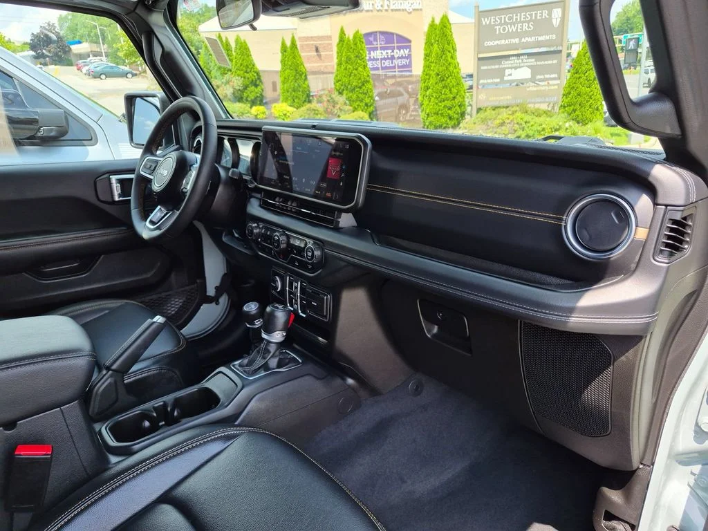Used 2024 Gray Jeep Sahara 4xe image 24