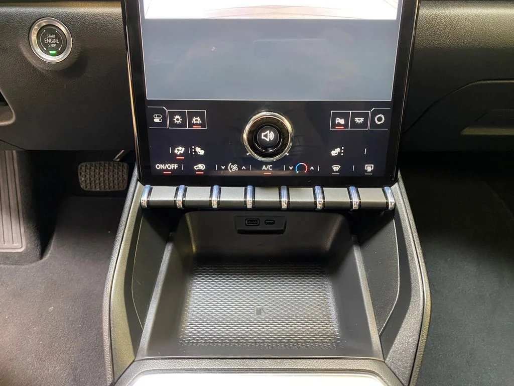 Used 2026 Silver GMC Elevation image 41