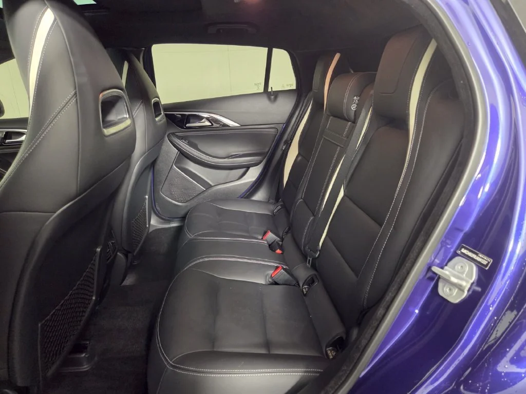Used 2018 Ink Blue INFINITI Sport image 22
