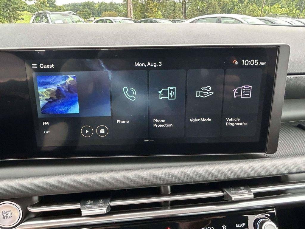 New 2026 White Hyundai SEL Plus FWD image 43