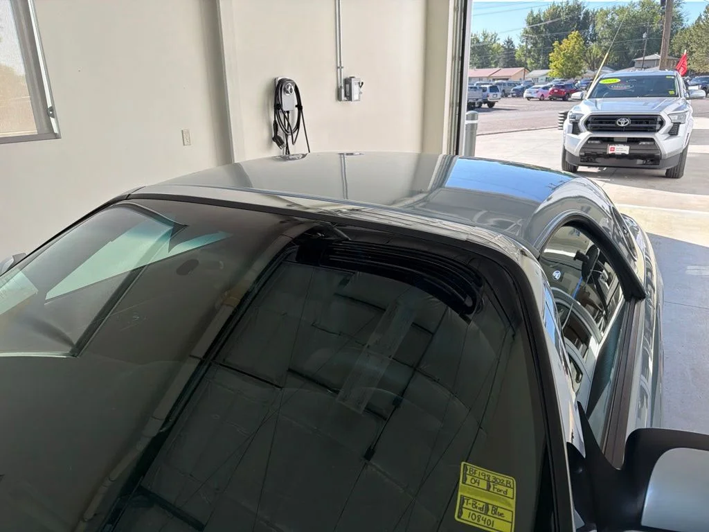 Used 2004 Light Ice Blue Metallic Ford Base image 13