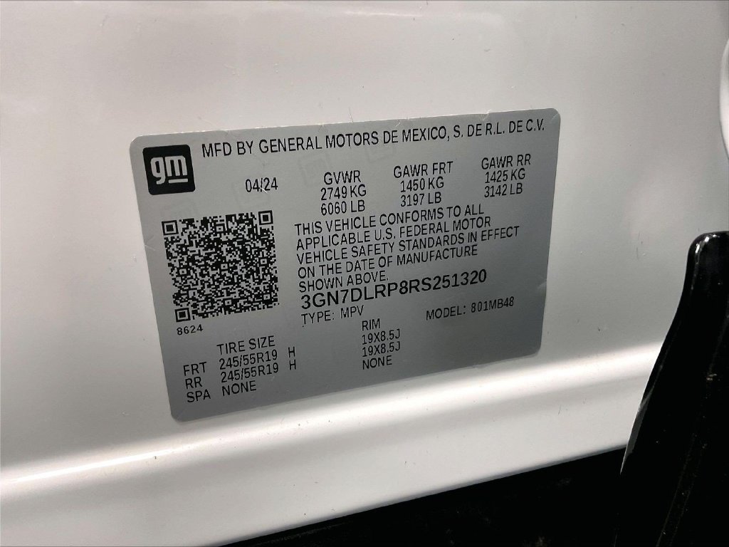 Used 2024 White Chevrolet LT image 36