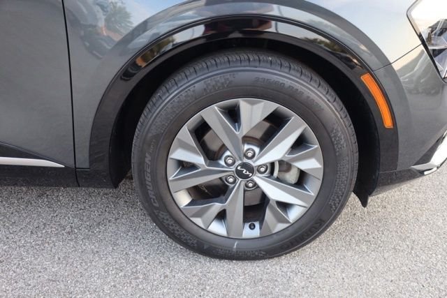 Used 2023 Gray Kia SX image 15