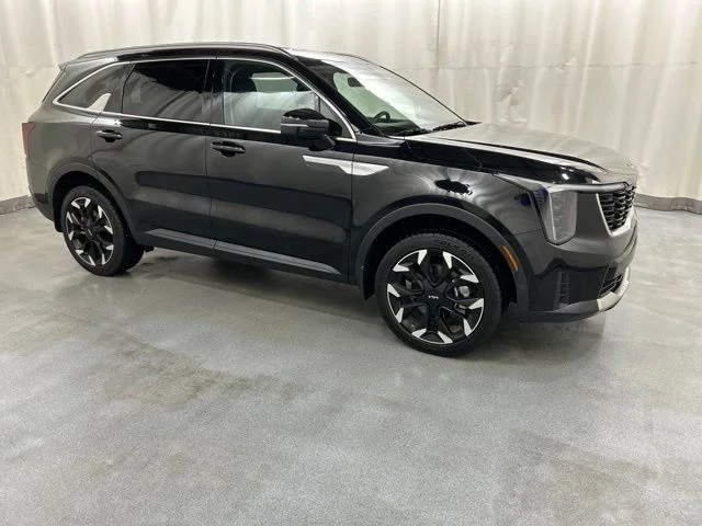 Used 2025  Kia EX image 1