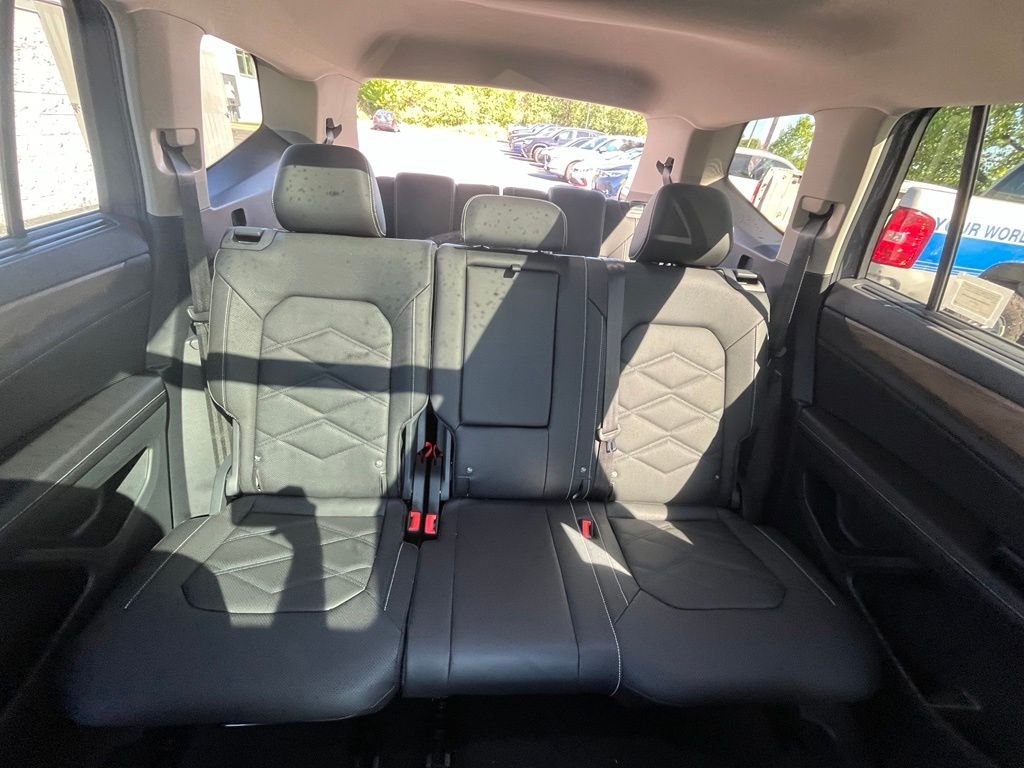 New 2026 Gray Volkswagen 2.0T SE w/Technology image 25