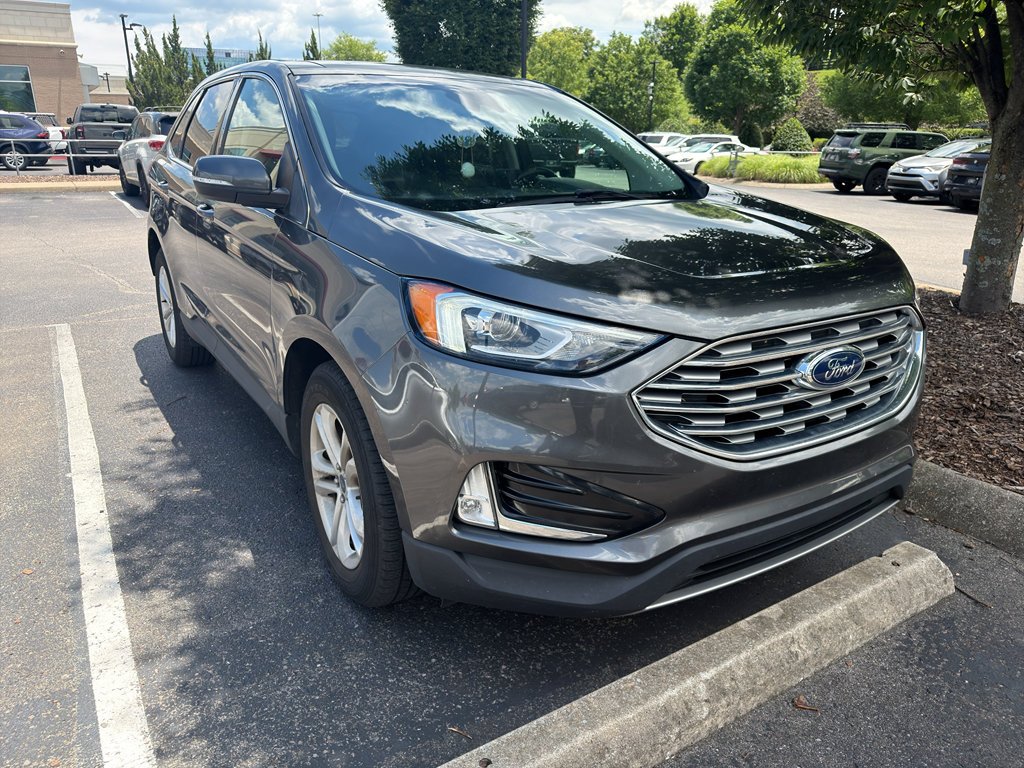 Used 2020 Magnetic Metallic Ford SEL image 2