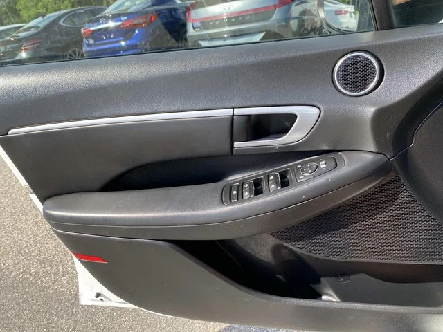 Used 2022 Gray Hyundai SEL image 19