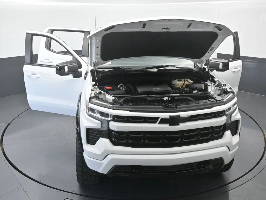 Used 2022 Summit White Chevrolet RST image 77