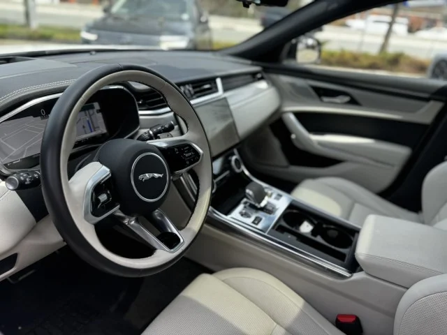 2024 Jaguar XF R-Dynamic SE - Photo 20