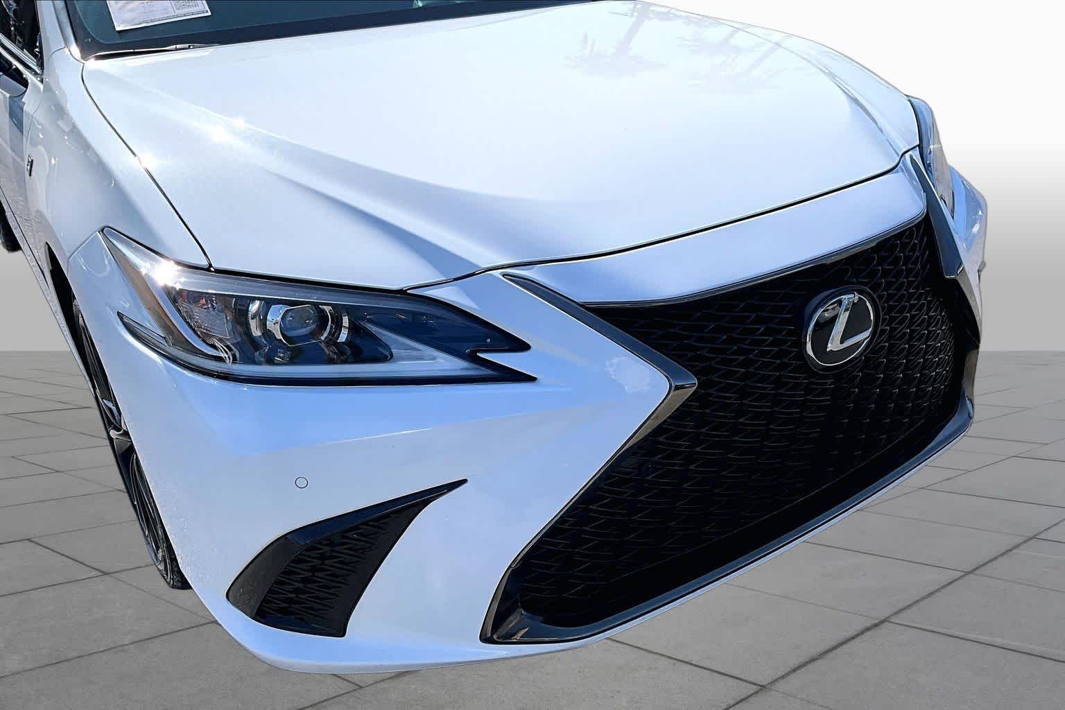 Certified Used 2023 ULTRA WHITE Lexus F SPORT Handling image 28