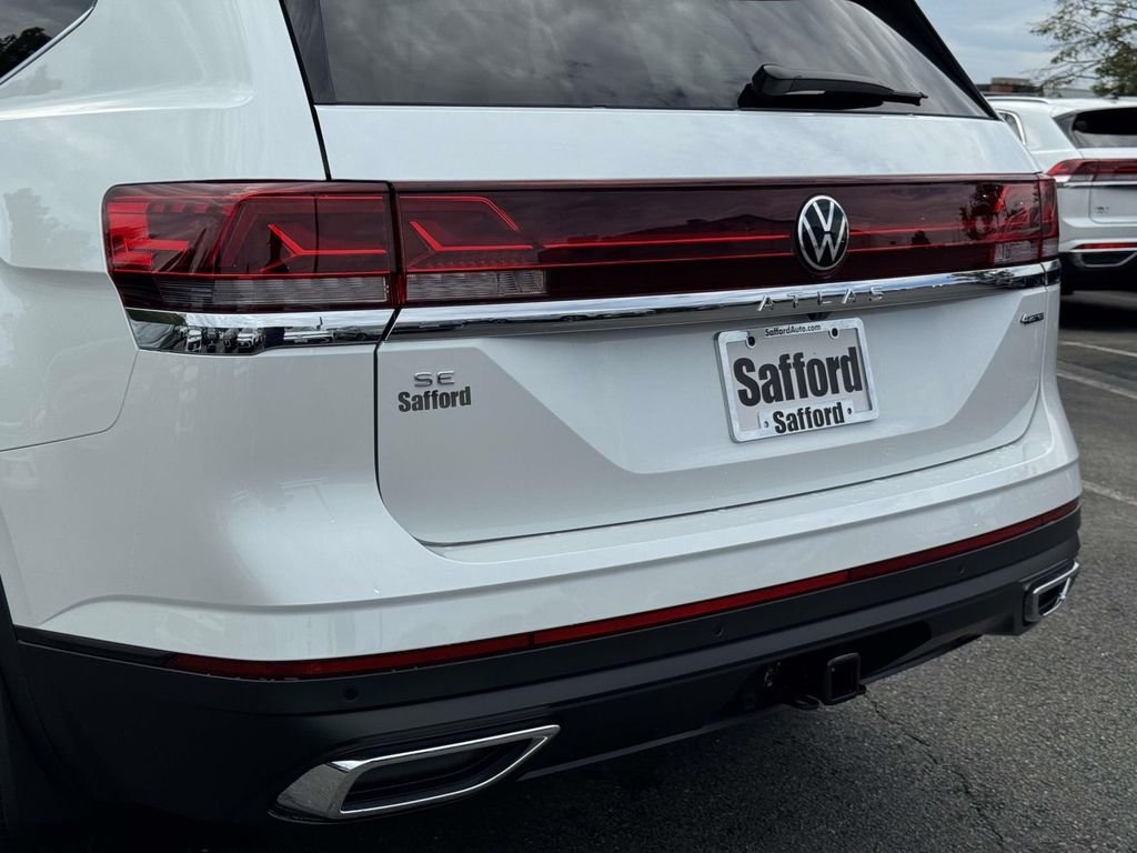 2026 Volkswagen Atlas SE w/Tech - Photo 11