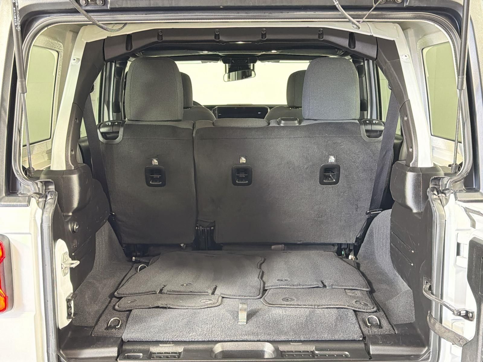 2025 Jeep Wrangler 4-Door Rubicon - Photo 27