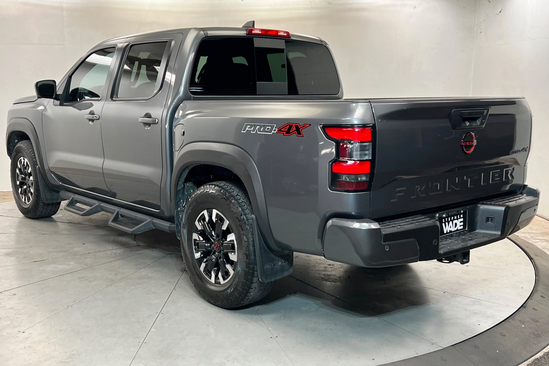 Used 2023 Gun Metallic Nissan PRO-4X image 3