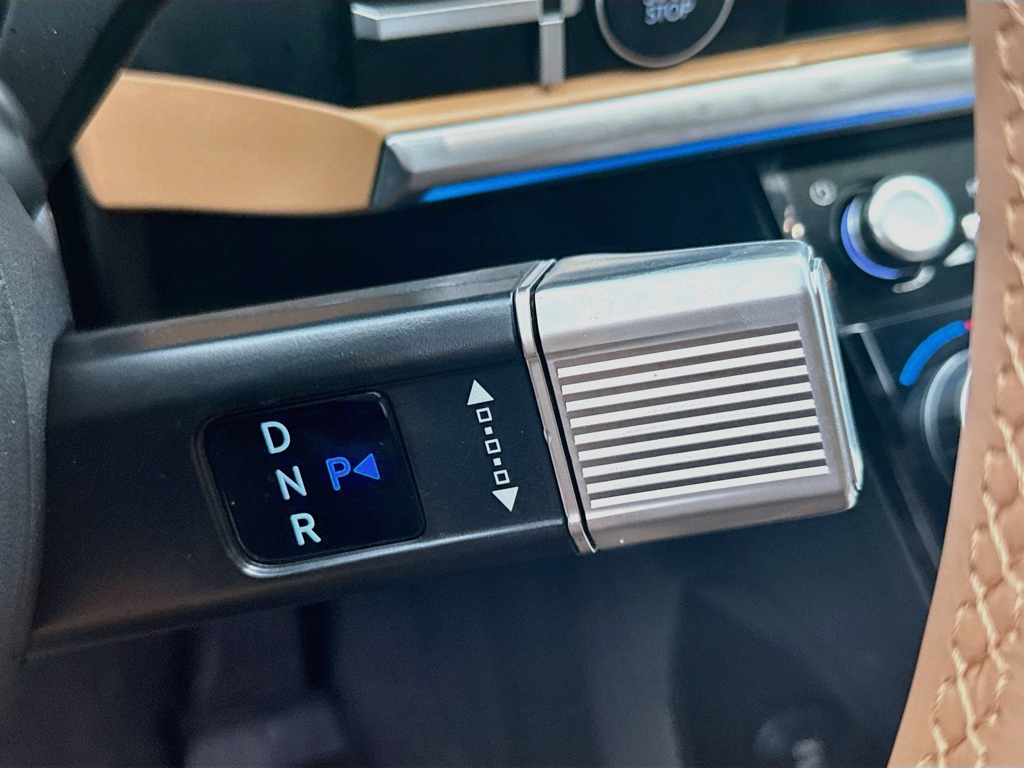 New 2027 Ecotronic Gray Hyundai Limited FWD image 37