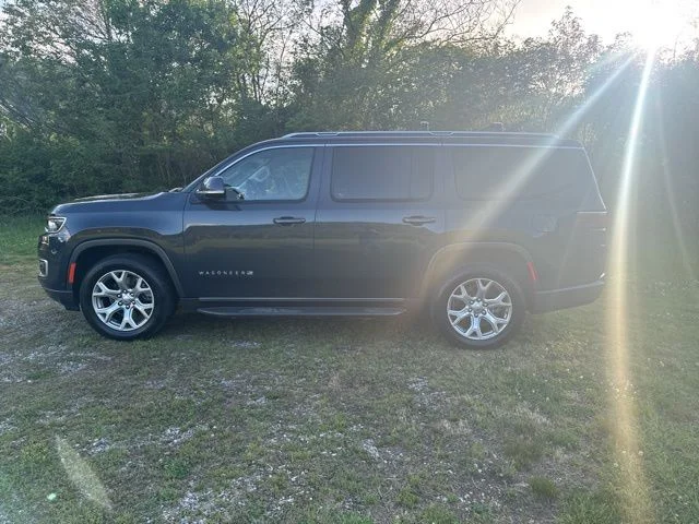 Used 2022 Gray Jeep Series I image 5