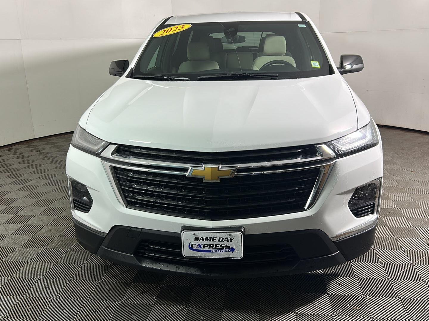 Used 2023 Summit White Chevrolet LS image 11