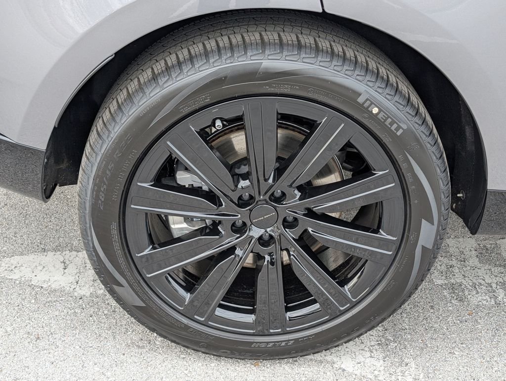 New 2026 Eiger Grey LAND ROVER SE PHEV image 27