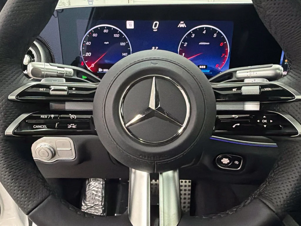 New 2027 White Mercedes-Benz GLE 450 image 16