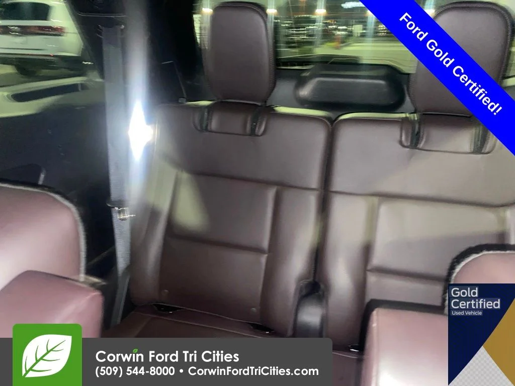 Used 2025 Black Ford Platinum image 13