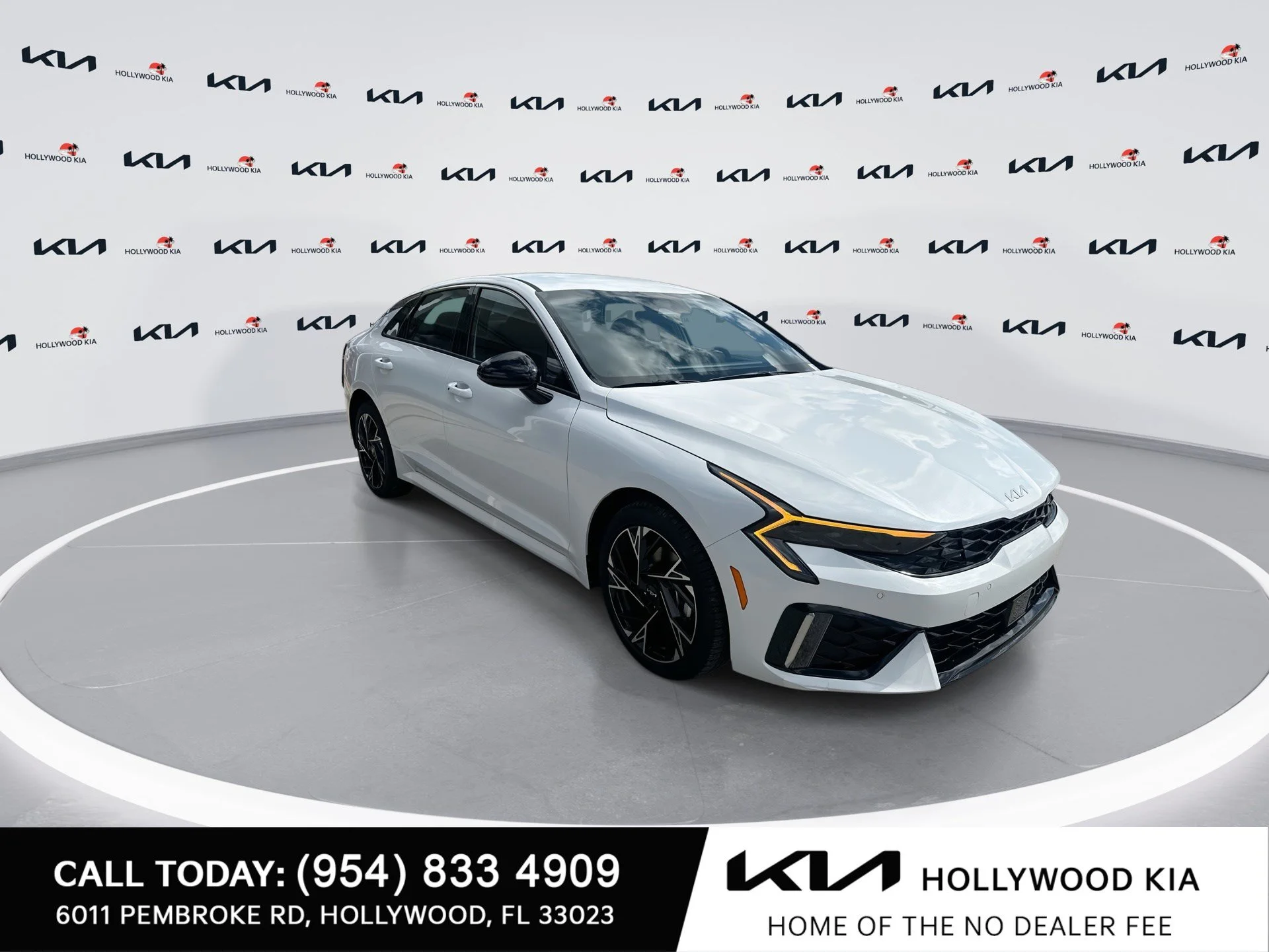 New 2026 Snow White Pearl Kia GT-Line FWD image 2