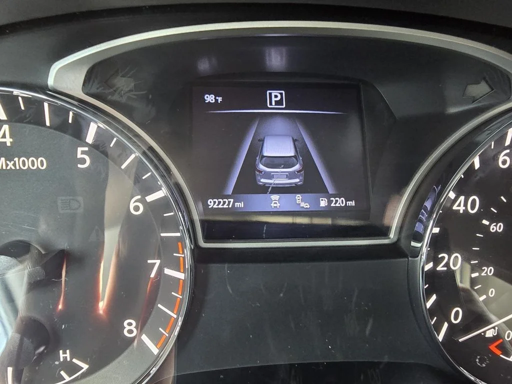 Used 2020 White Nissan SV 2WD image 15
