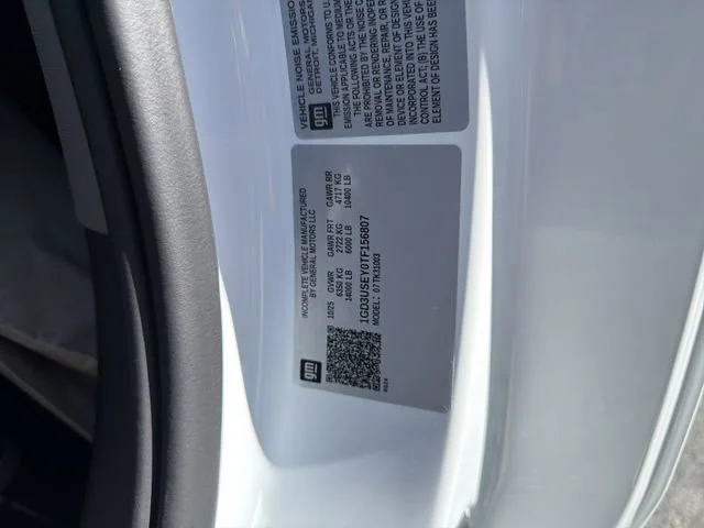 New 2026 Summit White GMC Pro image 27