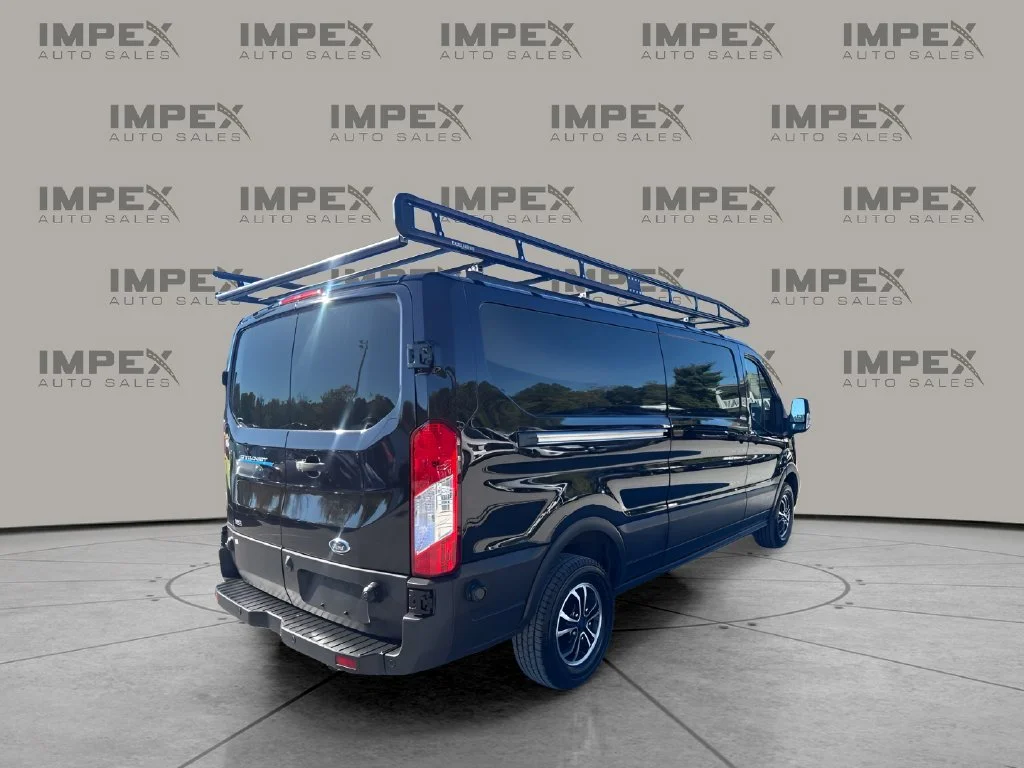Used 2022 Black Ford Base image 5