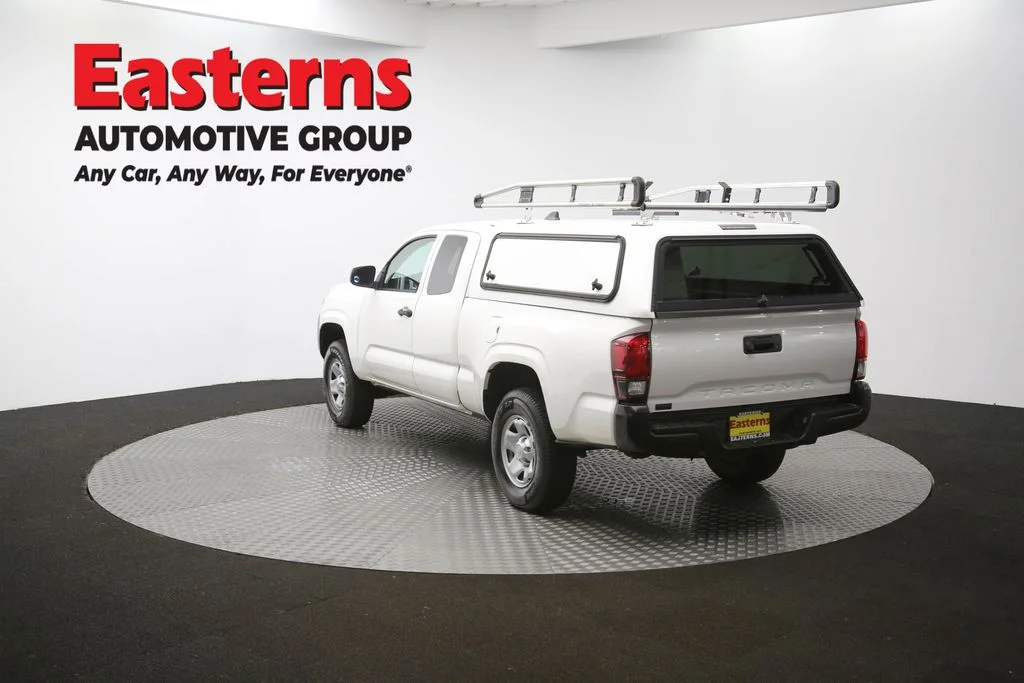 Used 2021 White Toyota SR image 61