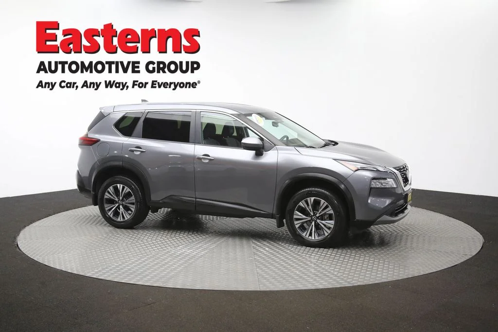 Used 2023 Gray Nissan SV image 47