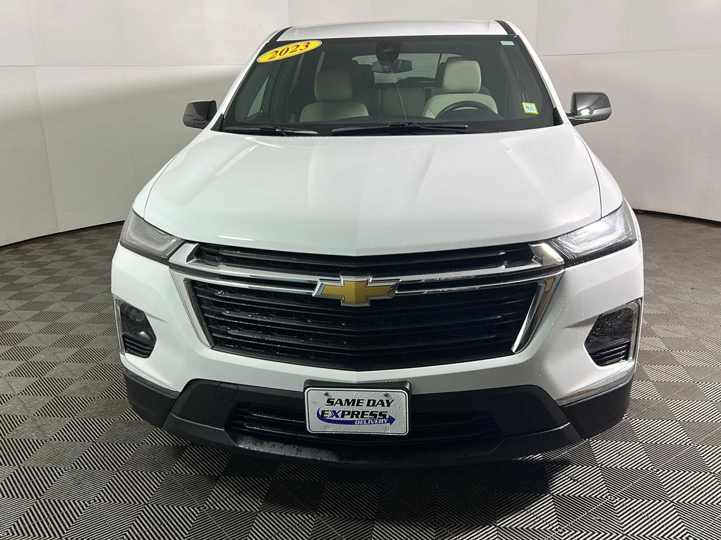 Used 2023 Summit White Chevrolet LS image 11