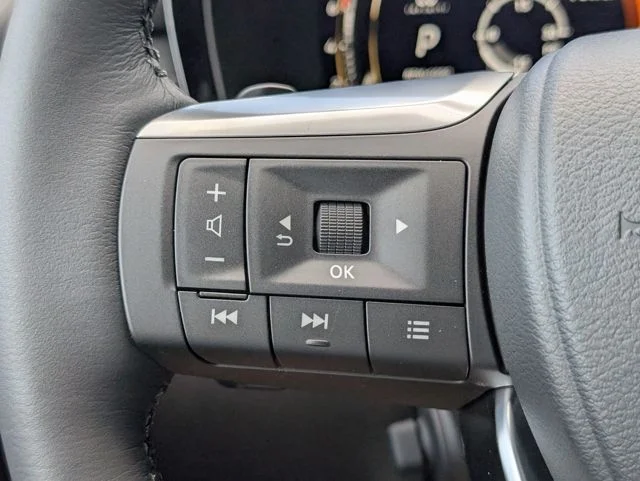 New 2027 2T GRPT SHDW INFINITI SPORT image 26
