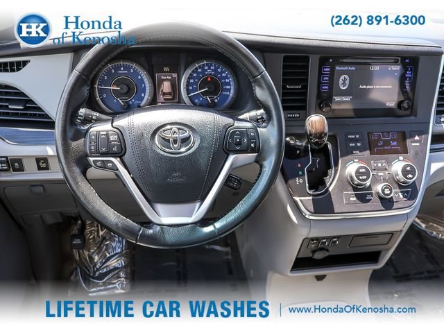 Used 2015 Predawn Gray Mica Toyota XLE image 15