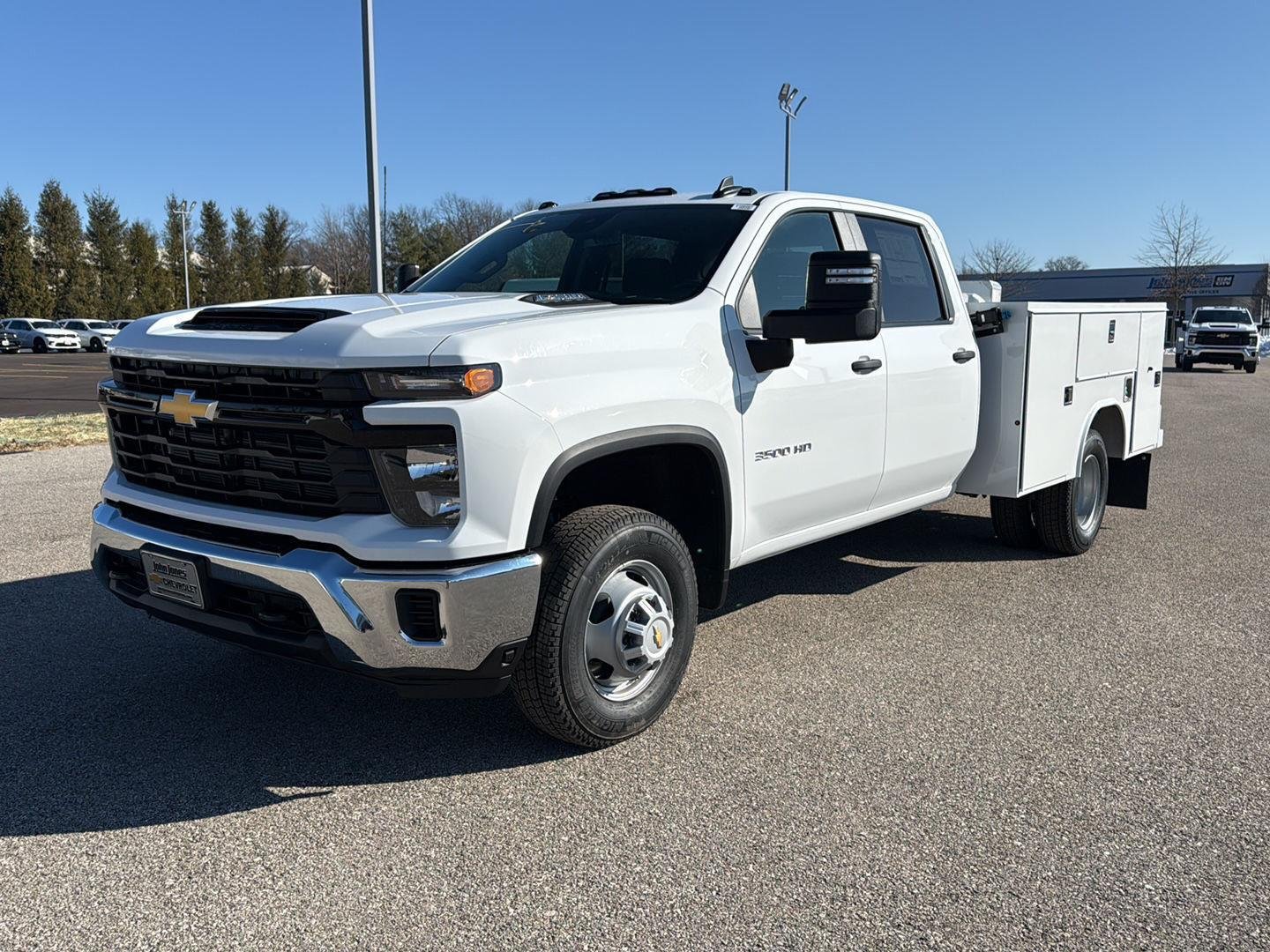 New 2026 Summit White Chevrolet Work Truck image 2