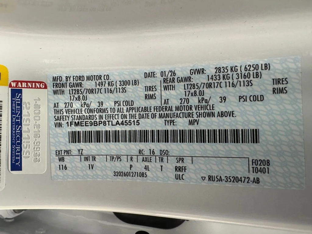New 2026 Oxford White Ford Badlands® image 34