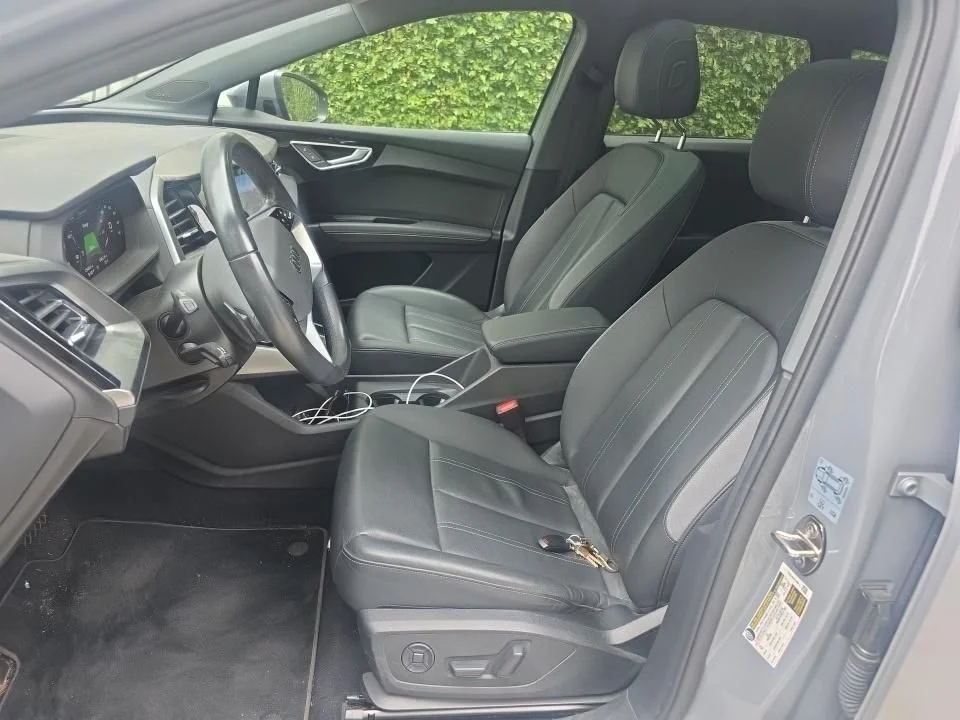 Used 2023 Gray Audi Premium Plus image 9