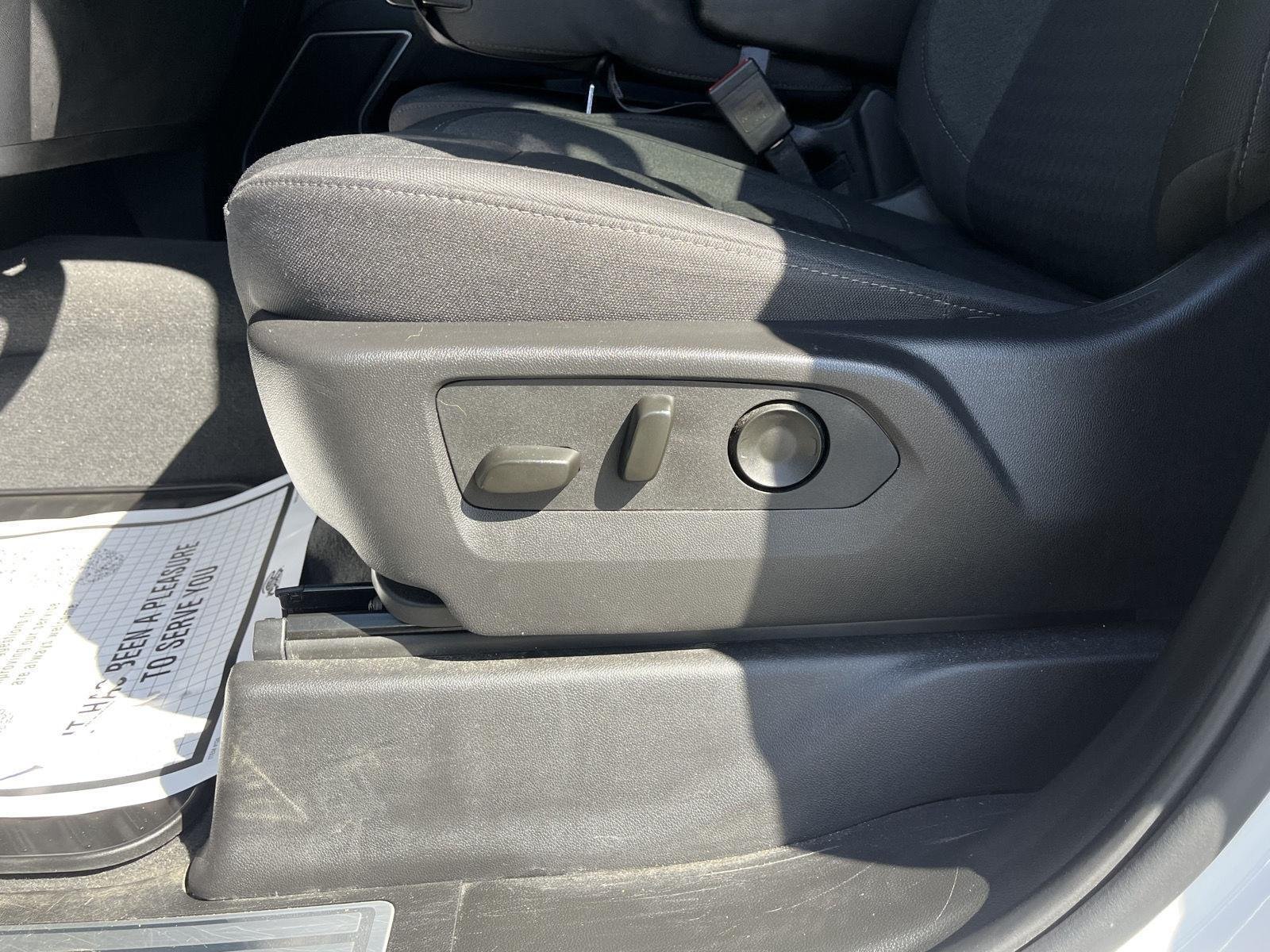 Used 2026 Summit White Chevrolet RST image 21