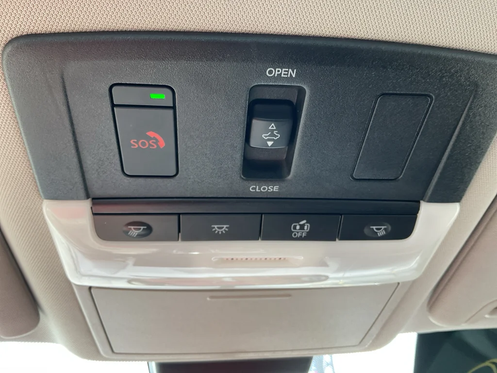 Used 2024 Gun Metallic Nissan 2.5 SR image 28